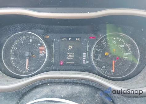 2017 Jeep Cherokee Sport 4X4 from USA, damaged, VIN 1C4PJMAB1HW668725